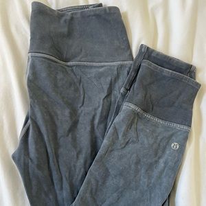 Lululemon Cropped Leggings in “Jean” Look